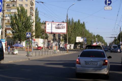 Призма B в Николаеве, 3x6  Миру просп. - Будівельників вул., (№2) (призма) - 271404 фото 1