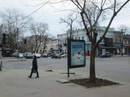 Бэклайт B в Одессе, 1.2x1.8  Успенська вул. - Єкатеринінська вул., 52 фото 1
