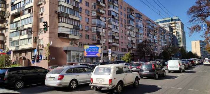 Видеоборд A в Васильевке, 2.3x3.14  Велика Васильківська вул., 102 (ТТ 4.8 468х676) - 422066 фото 1