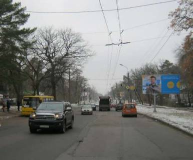 Билборд A в Черкассах, 3x6  Дахнівська вул. - Святителя-хірурга Луки вул. фото 1