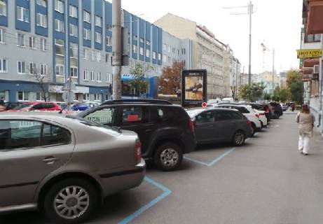 Бэклайт B в Киеве Жилянська вул., 30-32 фото 1