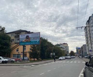 Билборд B в Ивано-Франковске, 3x6  Андрія Мельника вул., 9 фото 1