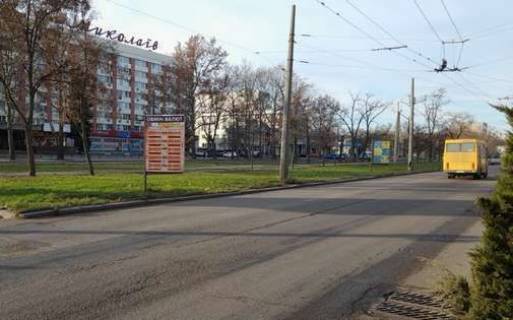 Ситилайт A в Николаеве, 1.2x1.8  Центральний просп. (Леніна просп.), 108 - Садова вул. фото 1