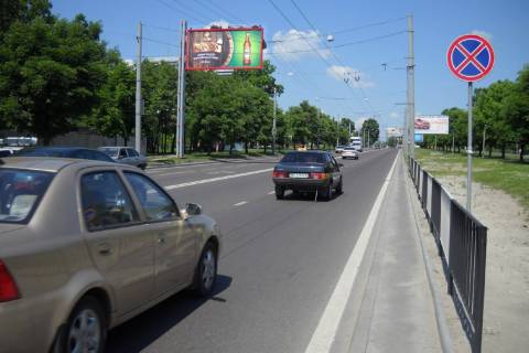 Білборд, Бігборд (Борд)  B у Василівці Кульпарківська вул. - Перфецького вул. (в центр) Фото 1