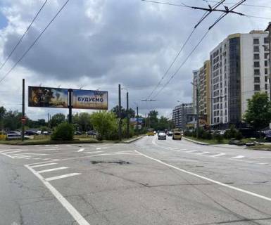 Билборд A в Ивано-Франковске, 3x6  Івасюка вул. (до мосту, права) фото 1