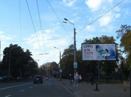 Призма A в Киеве, 3x6  Кирилівська вул. (Фрунзе)., 160 - 654151 фото 1