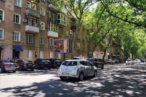 Скроллер A в Одессе, 2.3x3.14  Рішельєвська вул., 35 - 530497 фото 1