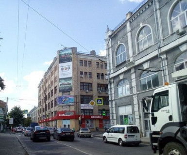 Призма A в Харькове, 3x6  Різдвяна вул. (Енгельса вул.), 14 - Кацарська вул. - 624928 фото 1
