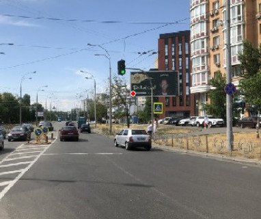 Призма A в Киеве, 3x6  Левка Лук'яненка вул., 21 - 661234 фото 1
