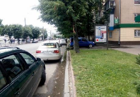 Беклайт A у Черкасах Смілянська вул., 40 Фото 1