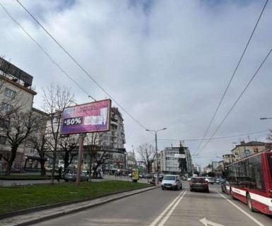 Prismatron, Prism B in Ivano-Frankivsk, 3x6  Незалежності вул. - Івана Франка вул. - 653170 Photo 1