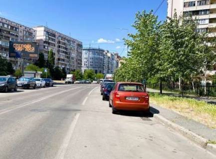Billboard B in Kyiv, 3x6  Larisi Rudenko st., 10 Photo 1