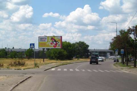 Білборд, Бігборд (Борд)  B у Василівці, 3x6  Зодчих вул., 8, навпроти Фото 1