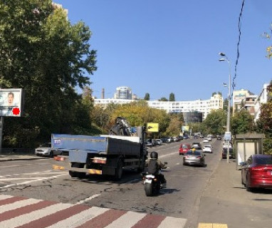 Скролер, Скрол B у Києві, 2.3x3.14  Старонаводницька вул., 8а - 663317 Фото 1