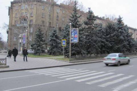 Бэклайт A в Николаеве, 1.2x1.8  Центральний просп. (Леніна просп.) - Героїв Рятувальників вул. (Лягіна) ., (№2) фото 1