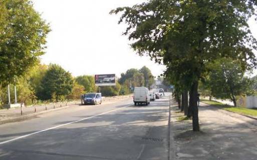 Билборд B в Ровно, 3x6  Бандери Степана вул. - Севастопольська вул. фото 1
