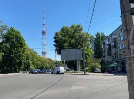 Призма A в Киеве, 3x6  Дорогожицька вул., 17 - 478152 фото 1
