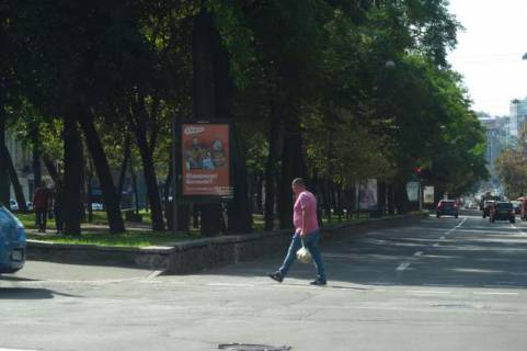 Бэклайт A в Киеве, 1.2x1.8  Нижній Вал вул., Почайнинська вул. фото 1