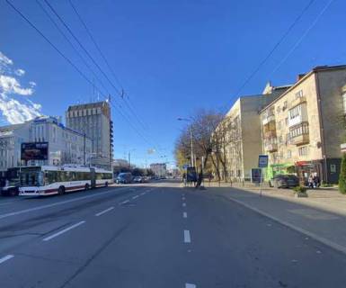 Білборд, Бігборд (Борд)  B у Івано-Франківську, 3x6  Незалежності вул., 44 Фото 1