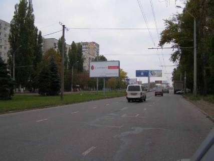 Білборд, Бігборд (Борд)  A у Василівці, 3x6  Небесної Сотні просп. (Маршала Жукова просп.), 87/89 (від центру) Фото 1