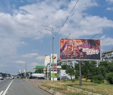 Призматрон, Призма A у Києві, 3x6  Братиславська вул., 38 - 663150 Фото 1
