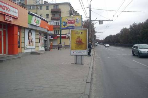 Беклайт B у Полтаві, 1.2x1.8  вул. Соборності (Жовтнева)., 64 (№1) Фото 1