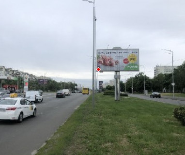 Призма A в Киеве, 3x6  Братиславська вул., 7 (навпроти) - 662952 фото 1