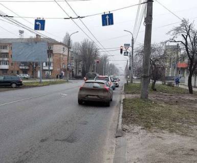 Білборд, Бігборд (Борд)  B у Черкасах, 3x6  Михайла Грушевського (Котовського) вул. - Надпільна вул. (Ільїна вул.) Фото 1