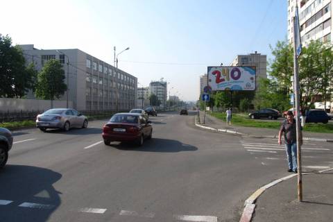 Билборд A в Васильевке, 3x6  Автозаводська вул., 43 - Дубровицька вул. (в напр. Лугової вул.) фото 1