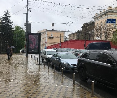 Нестандарт B у Києві, Нестандартный  Українських Героїв площа (Льва Толстого пл.)., 11 Фото 1