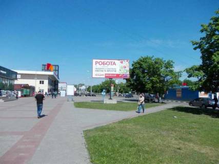 Билборд B в Васильевке, 3x6  Харківська вул., 2/2 (ТЦ "Мануфактура") фото 1