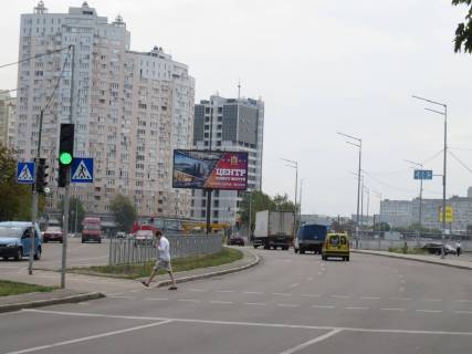 Призма A в Васильевке, 3x6  Куліша Пантелеймона пл. (Луначарського пл.), 20 (в напр. ст.метро "Лівобережна") - 421413 фото 1