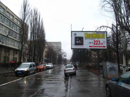 Prismatron, Prism A in Kyiv, 3x6  Peremogi prosp. - Nesterova st., 96m vid perehresta (KNEU im V.Get'mana) (v napramku Cedika A. st.) - 274669 Photo 1