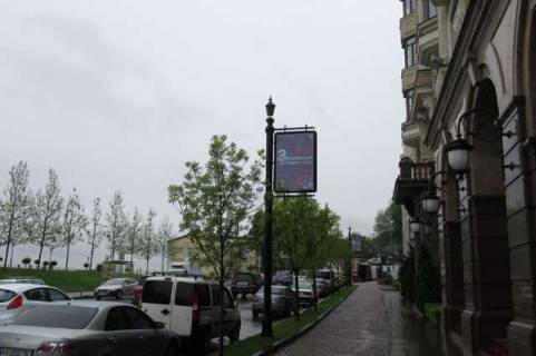 Бэклайт A в Киеве, 1.2x1.8  Поштова пл.,  3 (ст.метро "Поштова площа") № 4 (в напр. Хрещатика) фото 1