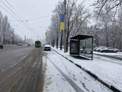 Бэклайт A в Харькове, 1.2x1.8  Науки просп. (Леніна просп.), 72 (зупинка) фото 1