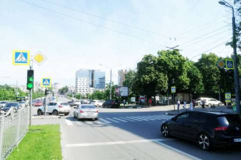 Скроллер A в Васильевке Науки просп. (Леніна просп.) - Мінська вул., №1 - 426063 фото 1