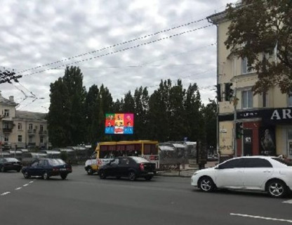 Видеоборд A у Чернігові, 2.3x3.14  Миру просп., 33 (розширення 480х336) - 652352 Фото 1