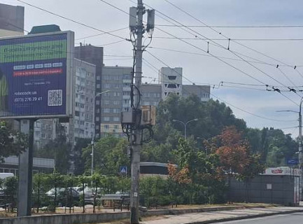 Prismatron, Prism B in Kyiv, 3x6  Академіка Глушкова просп., 31а - 654438 Photo 1