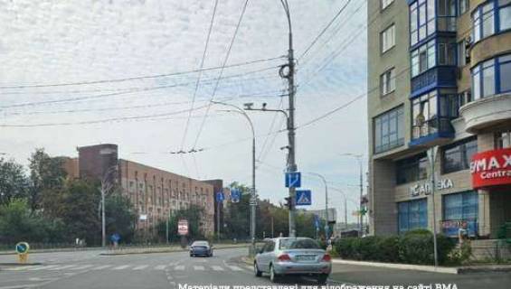 Видеоборд + у Києві, 1.2x1.8  Алмазова Генерала вул. (Кутузова вул.), 43 - Цитадельна вул.,  (розширення 400х560) (у напрямку кінотеатру Зоряний) - 472306 Фото 1