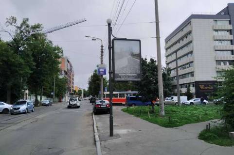 Бэклайт A в Киеве, 1.2x1.8  Кирилівська вул. (Фрунзе)., 38 фото 1