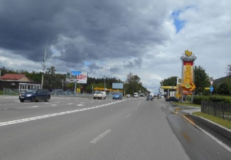Білборд, Бігборд (Борд)  B у Бровари, 3x6  Київська вул., навпроти ТРЦ Термінал, за 60м до АЗС КЛО, через 100м після розвилки з вул. Павла Чубинського та Петлюри Симона вул. (кол. Черняховського) Фото 1