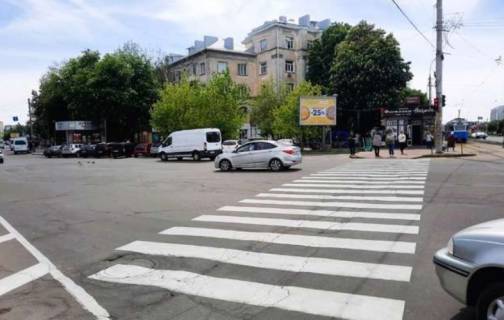 Скроллер A в Виннице, 2.3x3.14  Коцюбинського просп. - Замостянська вул. (50-річчя Перемоги бульв.) - 615931 фото 1