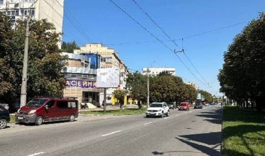 Скролер, Скрол B у Чернівцях, 2.3x3.14  Сергія Скальда (Комарова) вул., 10 - 617010 Фото 1