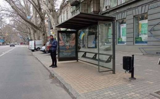 Нестандарт A у Одесі, 1.2x1.8  Рішельєвська вул., 38 Фото 1