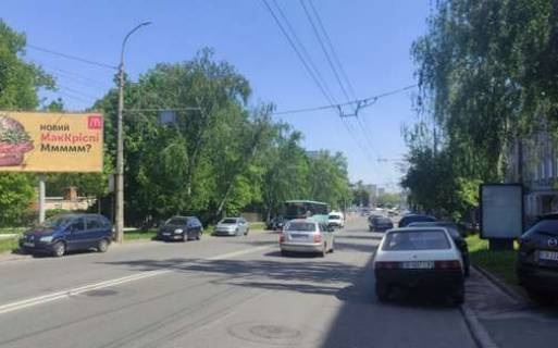 Билборд B в Чернигове, 3x6  Івана Мазепи вул. (Щорса вул.), 3 фото 1