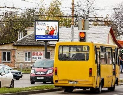 Видеоборд B в Чернигове, 2.3x3.14  Михайла Грушевського просп., 162 - 77-ї Гвардійської Дивізії вул. (розширення 480х336) - 481724 фото 1