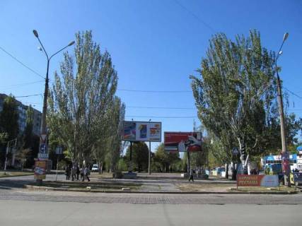 Призма A в Васильевке Центральний просп. (Леніна просп.) - 6-а Слобідська вул. (Комсомольська (Центральний р-н) вул.) (призма) - 427577 фото 1