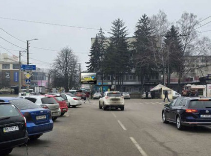 Видеоборд A в Кропивницкий (Кировоград), 2.3x3.14  пл,Богдана Хмельпицького-вул,Преображенська,4 - 656667 фото 1