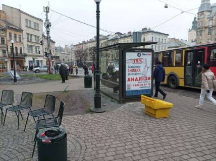 Бэклайт B в Львове, 1.2x1.8  Галицька пл. - Соборна пл. - Князя Романа вул. фото 1
