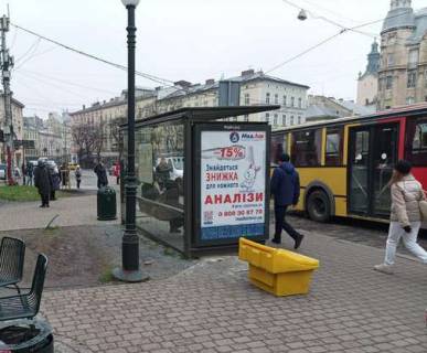 Citylight B in Lviv, 1.2x1.8  Galic'ka pl. - Soborna pl. - Knaza Romana st. Photo 1